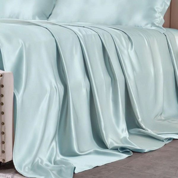 Silk bedding
